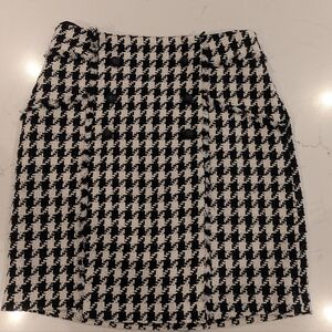 Express Houndstooth Tweed Mini Skirt - Black & White (size 4)